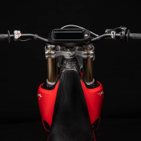 Handlebar & Controls