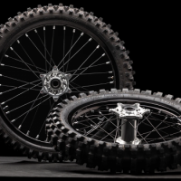 Wheels & Tires